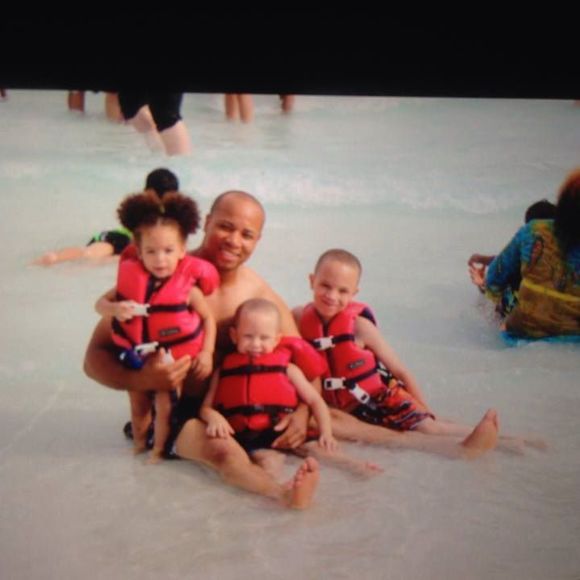 Meet your Posher, Chris - Picture 1 of 1